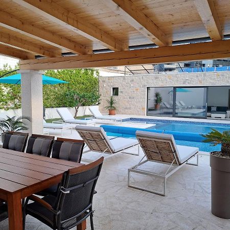 Villa Enjoy Lux In 斯普利特 外观 照片
