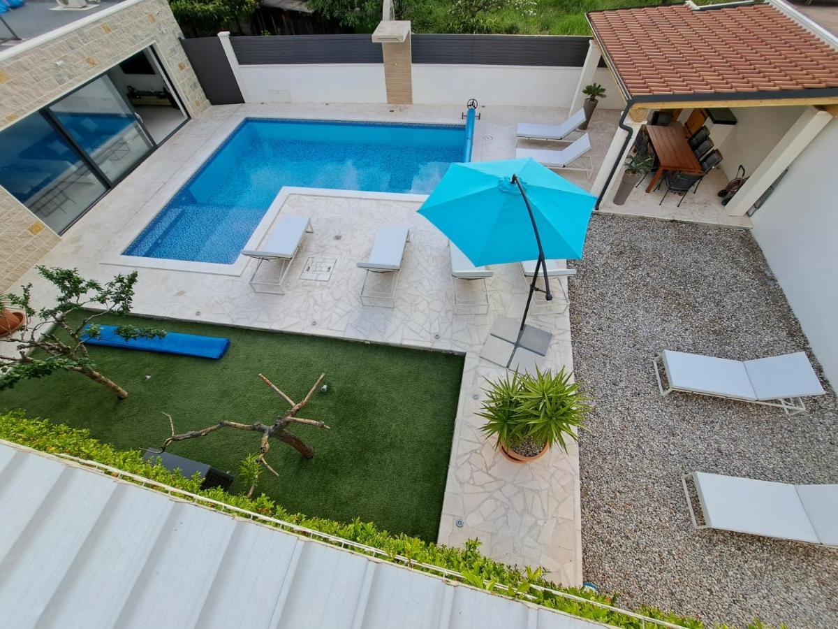 Villa Enjoy Lux In 斯普利特 外观 照片